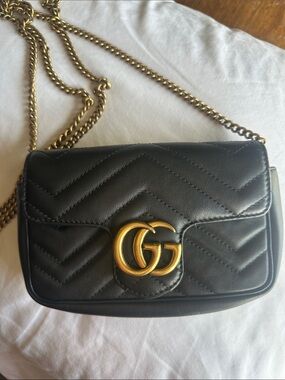 Gucci GG Marmont mini shoulder bag